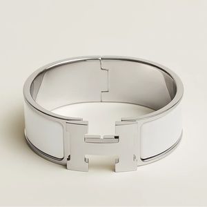 HERMES Women’s  Clic Clac “Le H Bracelet”